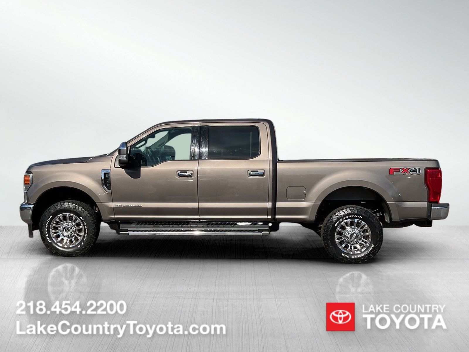 Used 2020 Ford F350 XLT w/ XLT Premium Package AWD/4WD image 2