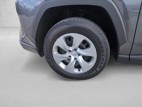 Certified 2022 Toyota RAV4 LE FWD image 24