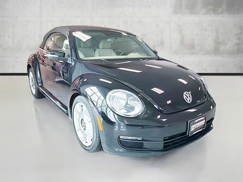 Used 2014 Volkswagen Beetle 1.8T image 3