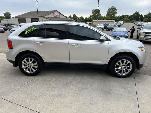 Used 2014 Ford Edge Limited w/ Driver Entry Package AWD/4WD image 4