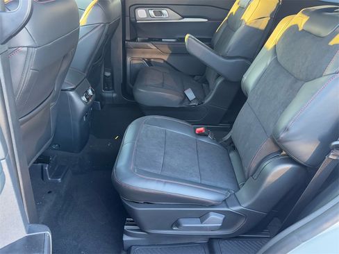 New 2026 Ford Explorer ST w/ Sun And Sound Package image 9