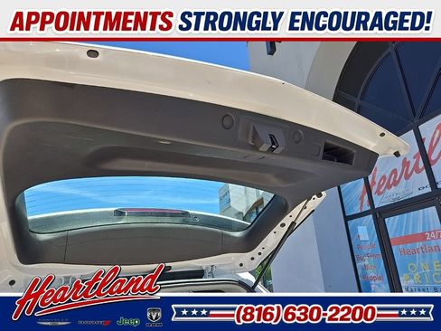 Used 2023 Chevrolet Equinox LS FWD image 73