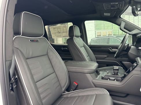 New 2026 GMC Sierra 1500 AT4X AWD/4WD image 21