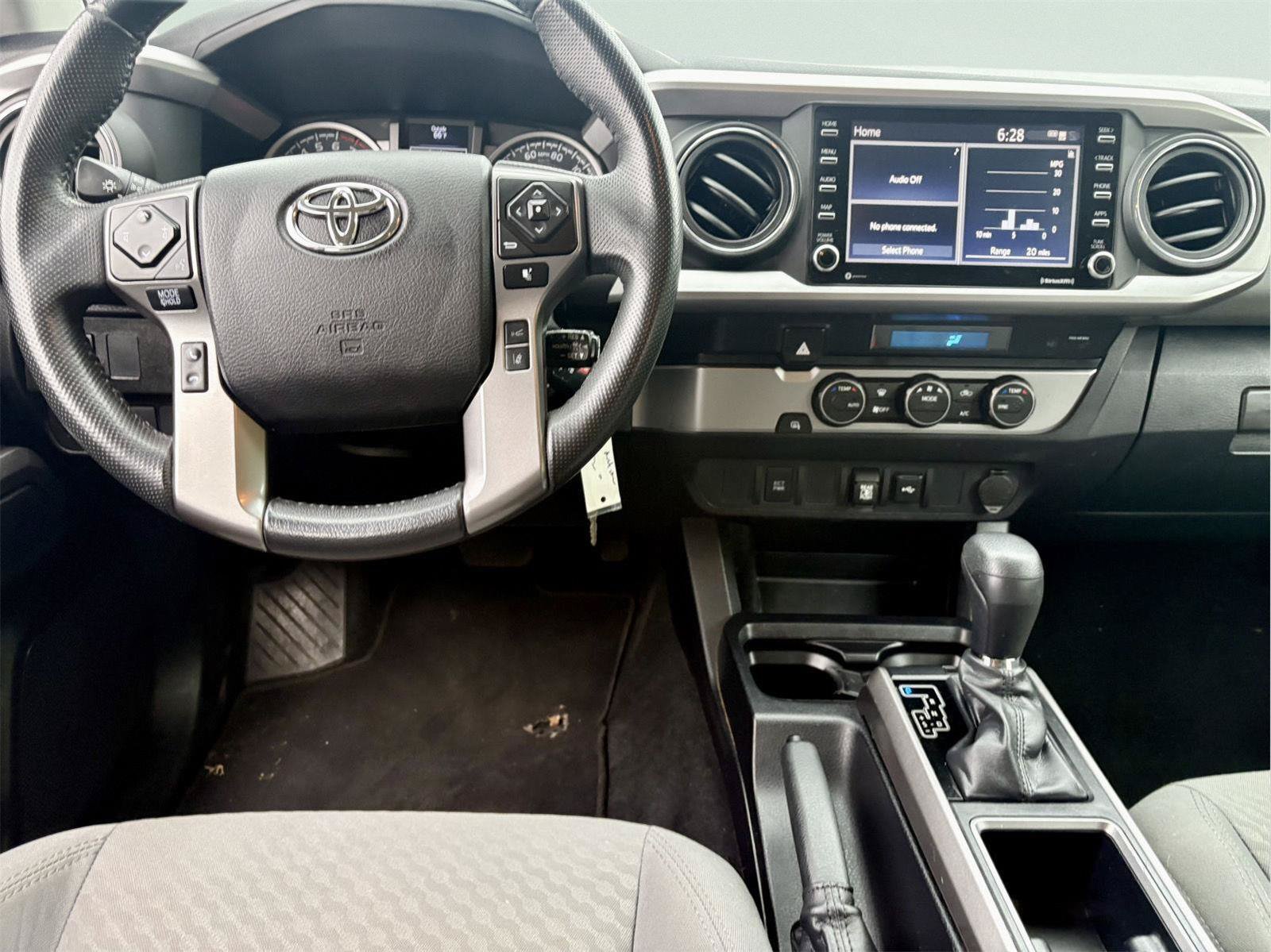 Used 2022 Toyota Tacoma SR5 RWD image 11