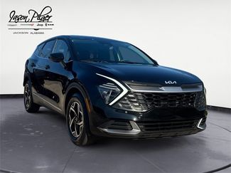 Used 2024 Kia Sportage LX image 1