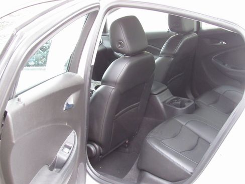 Used 2017 Chevrolet Volt Premier w/ Driver Confidence II Package image 12