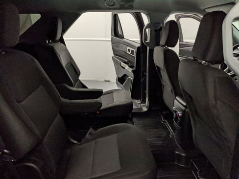 Certified 2023 Ford Explorer XLT image 20