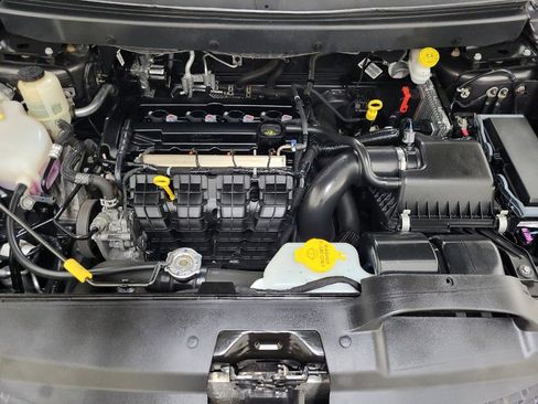 Used 2019 Dodge Journey SE image 30