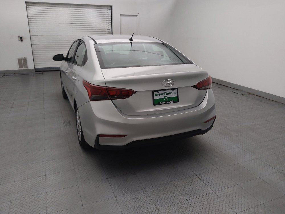 Used 2021 Hyundai Accent SE FWD image 6