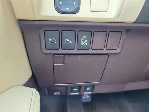Used 2017 Lexus ES 350 w/ Navigation System Package FWD image 23