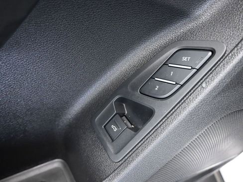 Used 2023 Audi Q3 2.0T Premium image 11