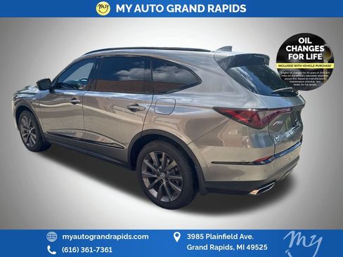 Used 2025 Acura MDX A-Spec AWD/4WD image 5