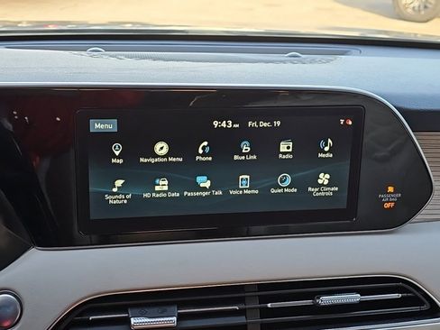 Used 2021 Hyundai Palisade Limited image 15