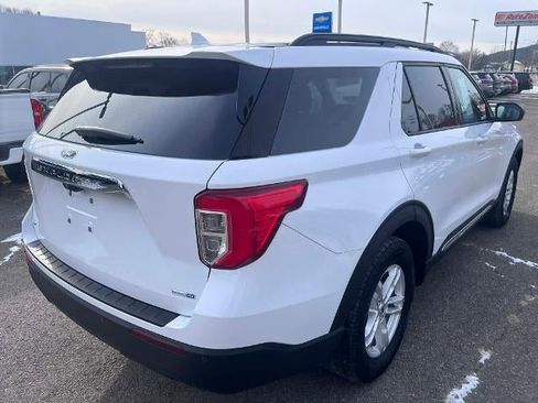 Used 2020 Ford Explorer XLT w/ Comfort Package AWD/4WD image 10