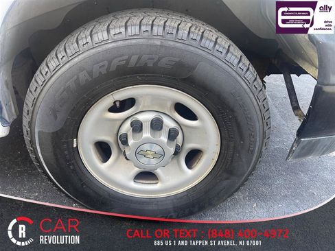 Used 2020 Chevrolet Express 2500 w/ Driver Convenience Package RWD image 45