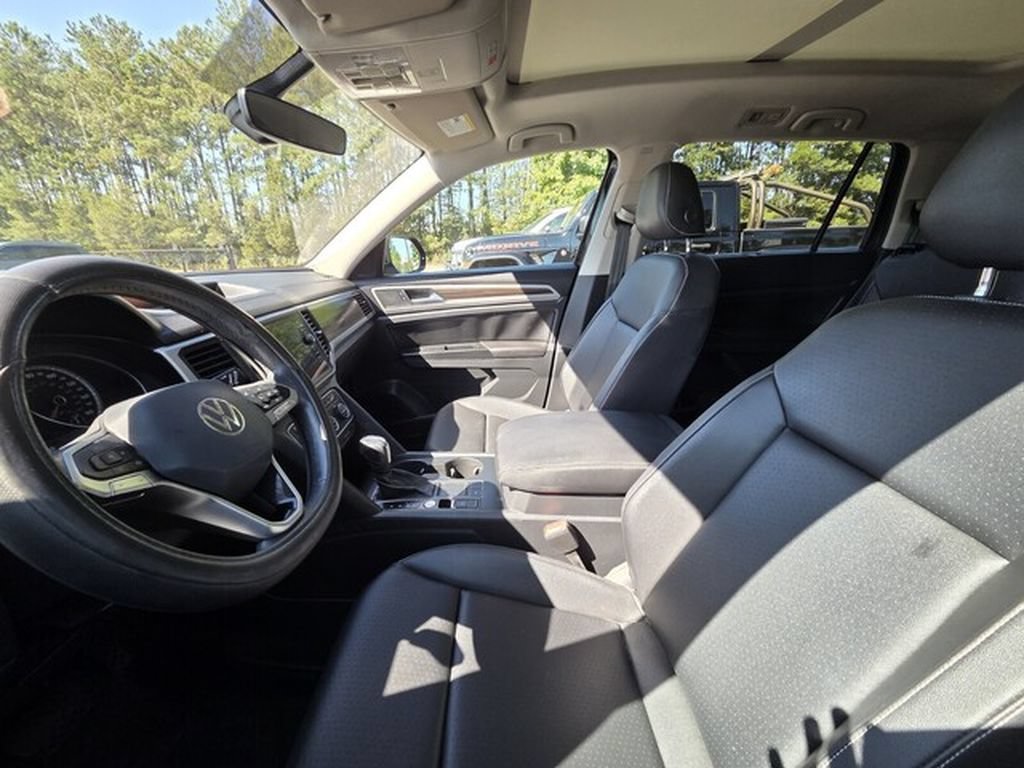 Used 2021 Volkswagen Atlas SE w/ Panoramic Sunroof Package FWD image 7