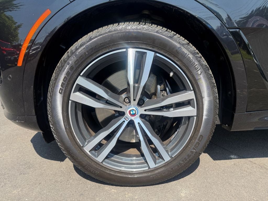 Used 2023 BMW X7 M60i w/ Executive Package AWD/4WD image 8