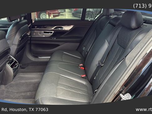 Used 2016 BMW 750i xDrive image 28