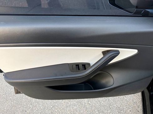 Used 2020 Tesla Model 3 Performance AWD/4WD image 18