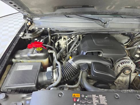 Used 2014 GMC Yukon XL Denali AWD/4WD image 37