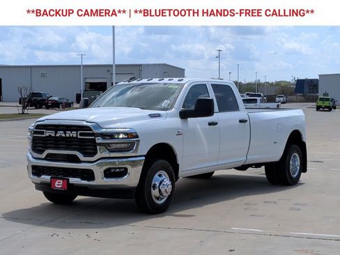 New 2026 RAM 3500 Tradesman w/ Chrome Appearance Group A AWD/4WD image 3