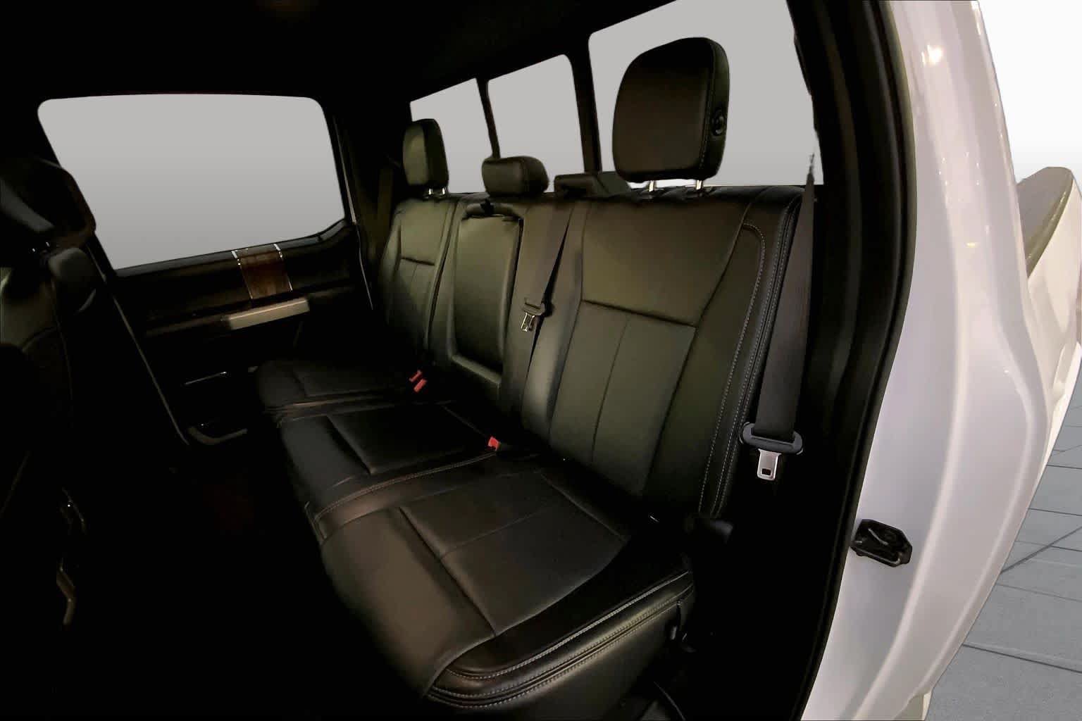 Used 2019 Ford F150 Lariat w/ Equipment Group 502A Luxury AWD/4WD image 18