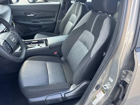 New 2027 Nissan Sentra SV w/ SV Convenience Package FWD image 22