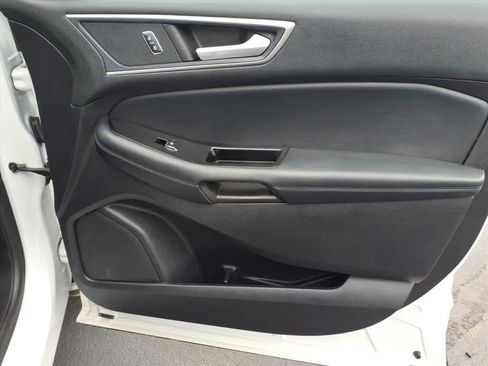 Used 2019 Ford Edge SEL w/ Equipment Group 201A image 11