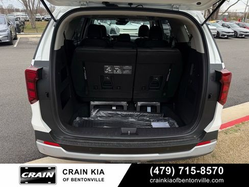 New 2026 Kia Carnival FWD image 7