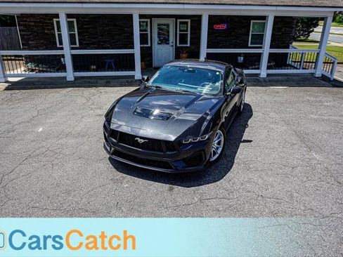 Used 2024 Ford Mustang GT Premium RWD image 3