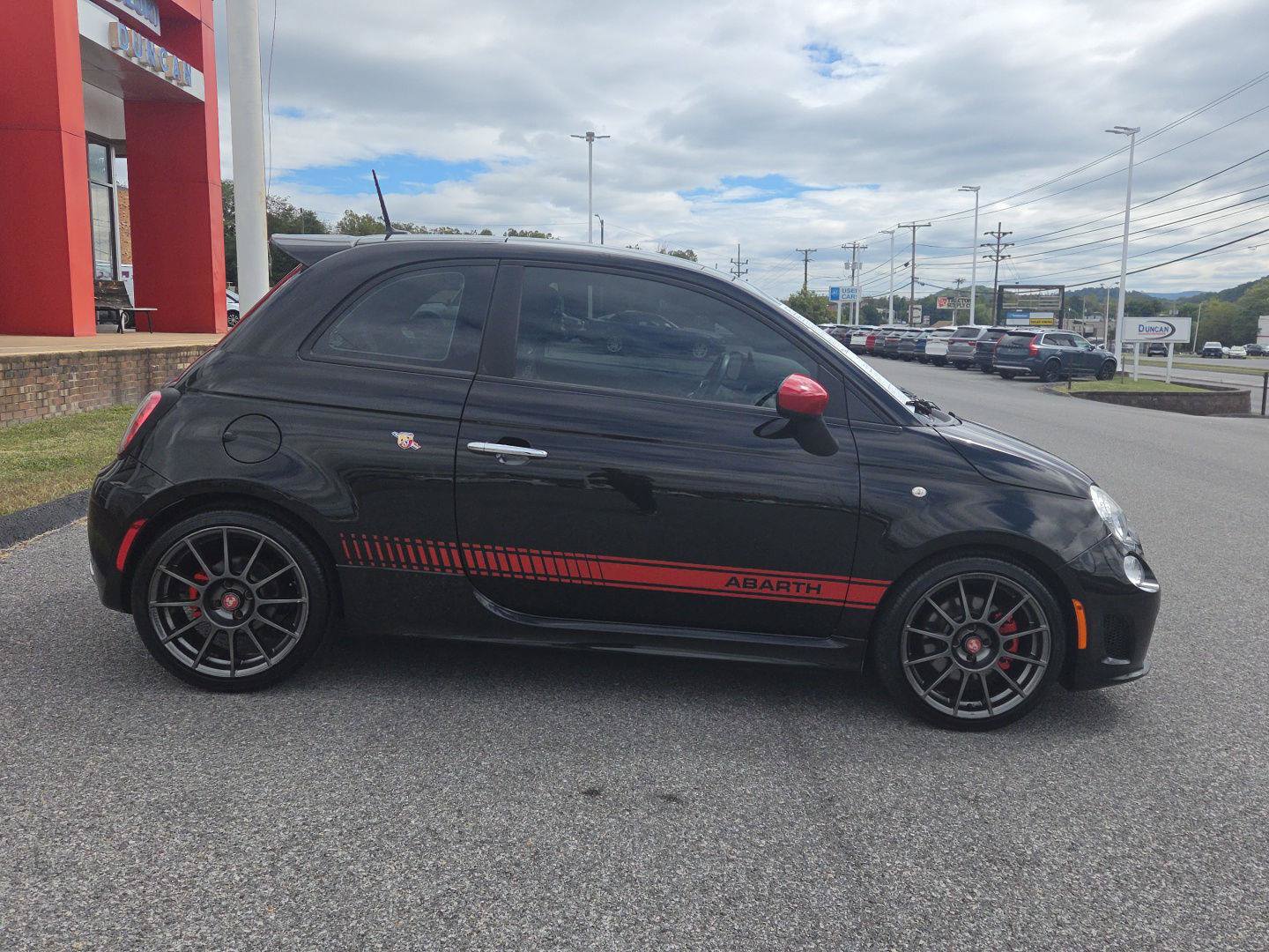 Used 2012 FIAT 500 Abarth w/ Safety & Convenience Pkg FWD image 2