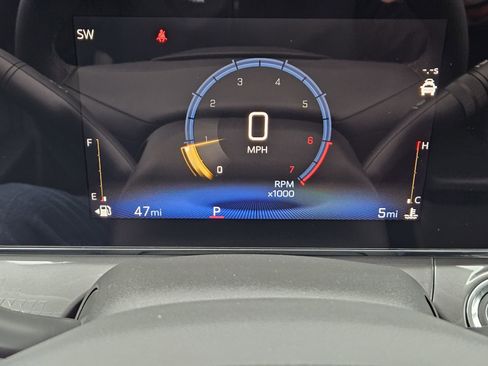 New 2026 Chevrolet Trax ACTIV w/ Sunroof Package image 18