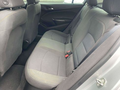 Used 2018 Chevrolet Cruze LS FWD image 6