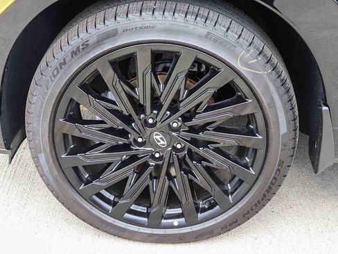 New 2026 Hyundai Santa Fe Calligraphy FWD image 12