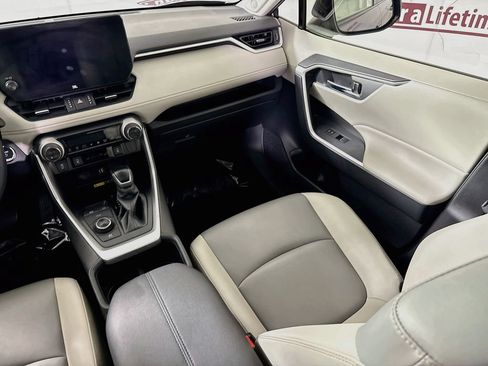Certified 2023 Toyota RAV4 XLE Premium AWD/4WD image 26