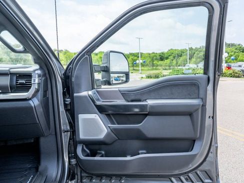 New 2026 Ford F350 Platinum w/ FX4 Off-Road Package AWD/4WD image 22