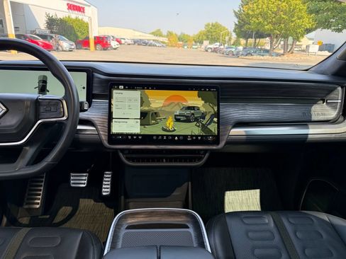 Used 2022 Rivian R1T Launch Edition AWD/4WD image 21