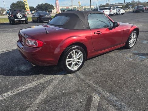 Used 2011 MAZDA MX-5 Miata Sport image 8