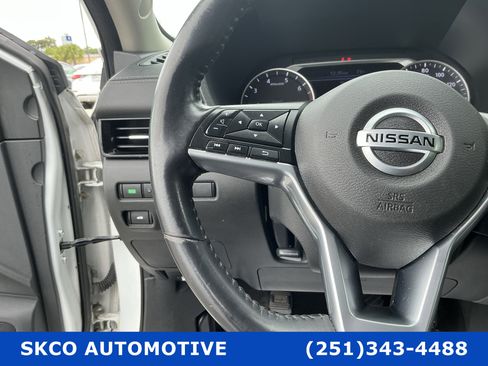 Used 2021 Nissan Sentra SV w/ Trunk Package FWD image 19