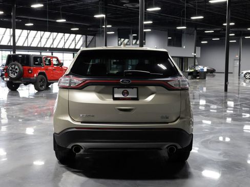 Used 2018 Ford Edge SEL w/ Equipment Group 201A AWD/4WD image 6