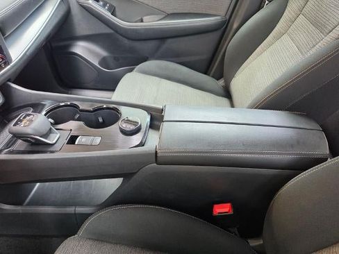 Used 2023 Nissan Rogue SV AWD/4WD image 21