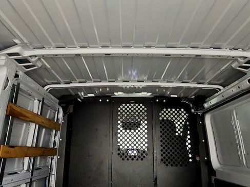 Used 2025 RAM ProMaster 2500 w/ U-Haul Equipment Group FWD image 22