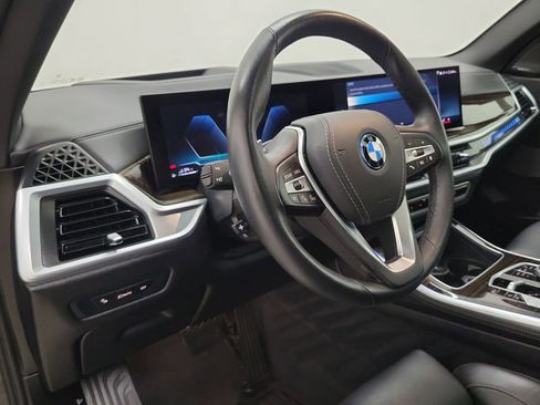Used 2025 BMW X5 xDrive50e image 22