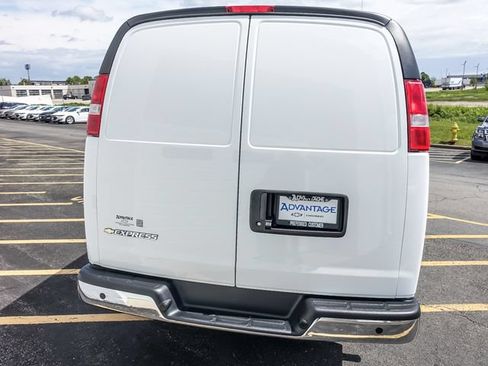 New 2026 Chevrolet Express 2500 w/ Communications Package RWD image 7