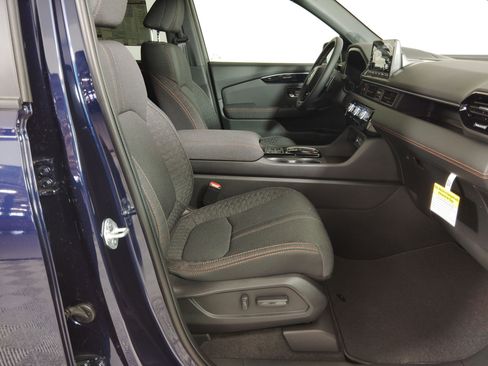 New 2025 Honda Pilot Sport image 26