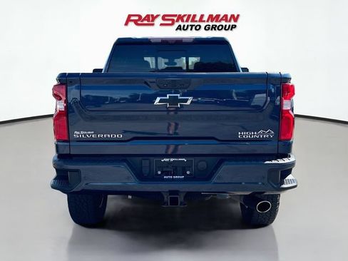 Used 2022 Chevrolet Silverado 2500 High Country w/ Z71 Off-Road Package AWD/4WD image 6