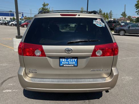 Used 2007 Toyota Sienna LE FWD image 6