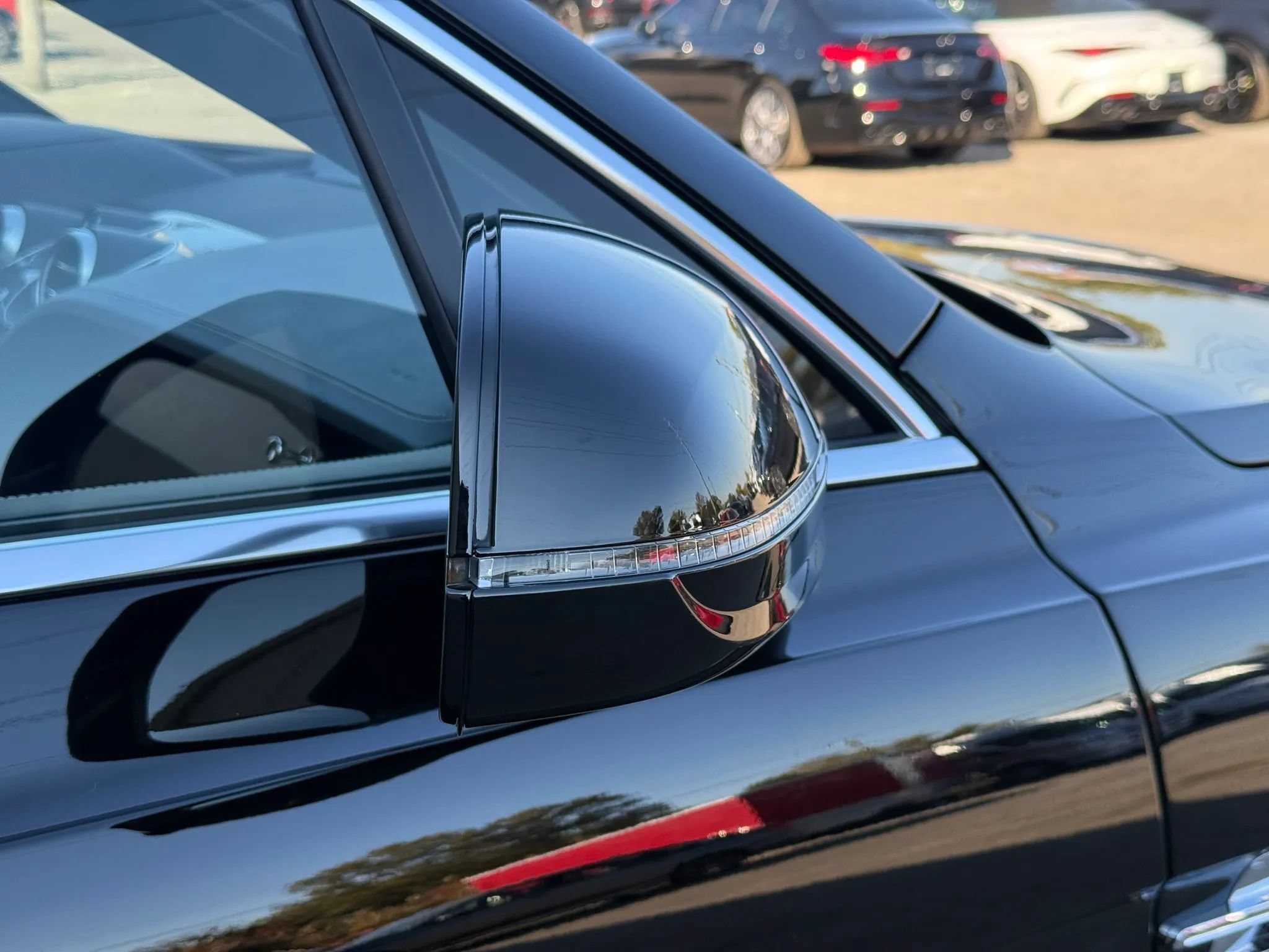 Used 2019 Bentley Bentayga AWD/4WD image 43