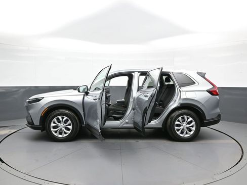 Certified 2025 Honda CR-V LX image 41