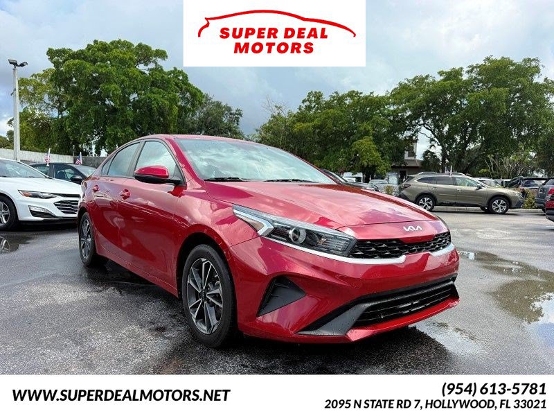 Used 2023 Kia Forte LXS w/ LXS Technology Package FWD image 1